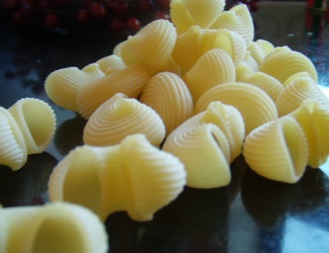 Post image for Alicia Silverstone’s Mac & Cheese