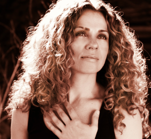 Post image for Seane Corn: Yoga For A Broken Heart