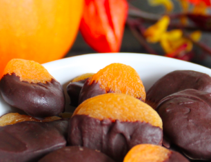 Dark Chocolate Apricots