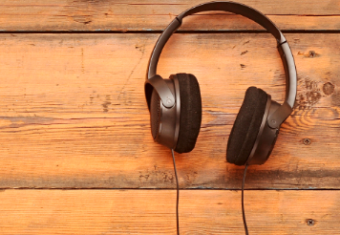 24 Podcasts That Will Improve Your Life